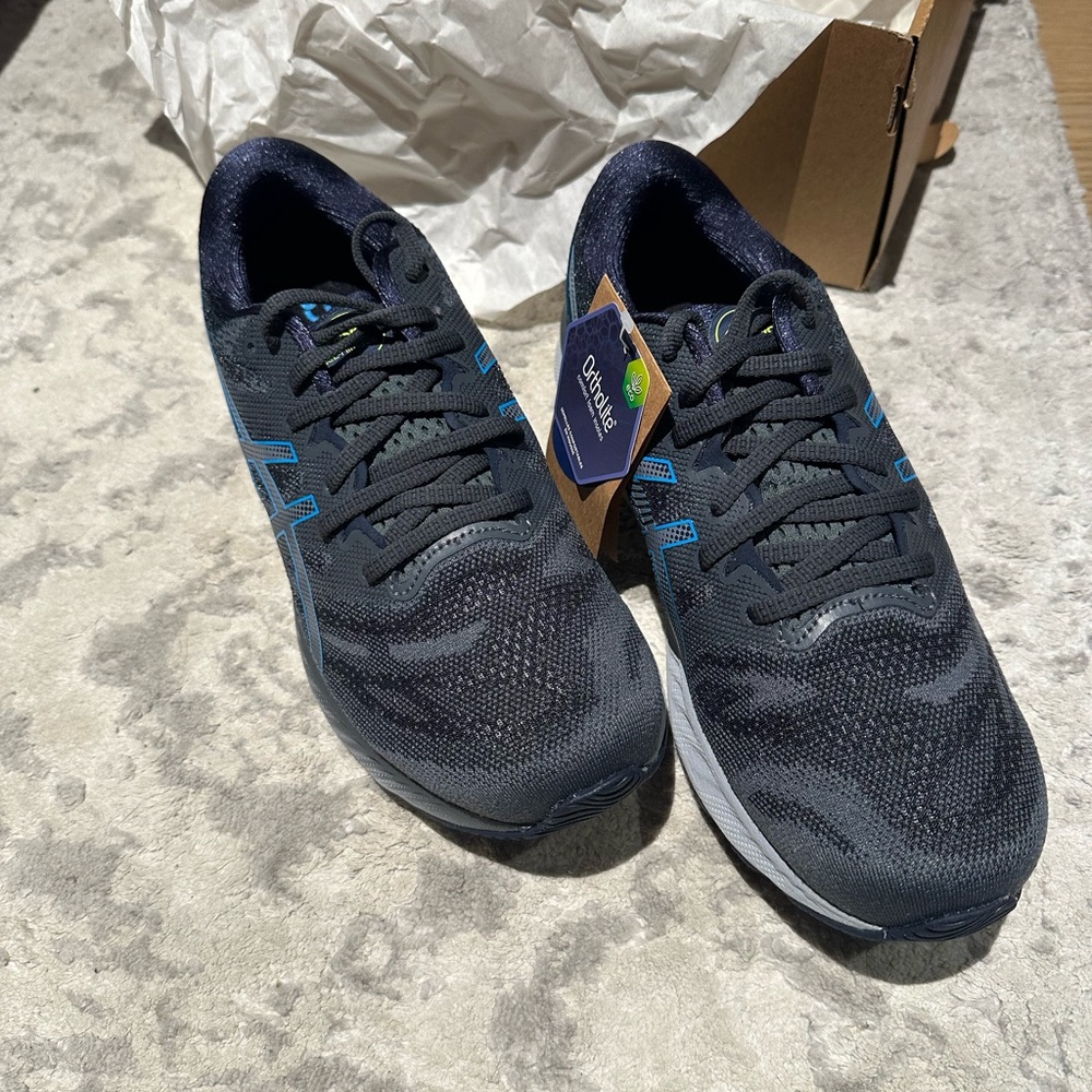 NEW Asics Wide Gel Nimbus 23 Men's Athletic Shoes - Black and Blue 8.5